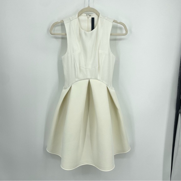 AQ/AQ Candice Scuba Fit & Flare white Dress Sz 0 neoprene - Picture 1 of 8